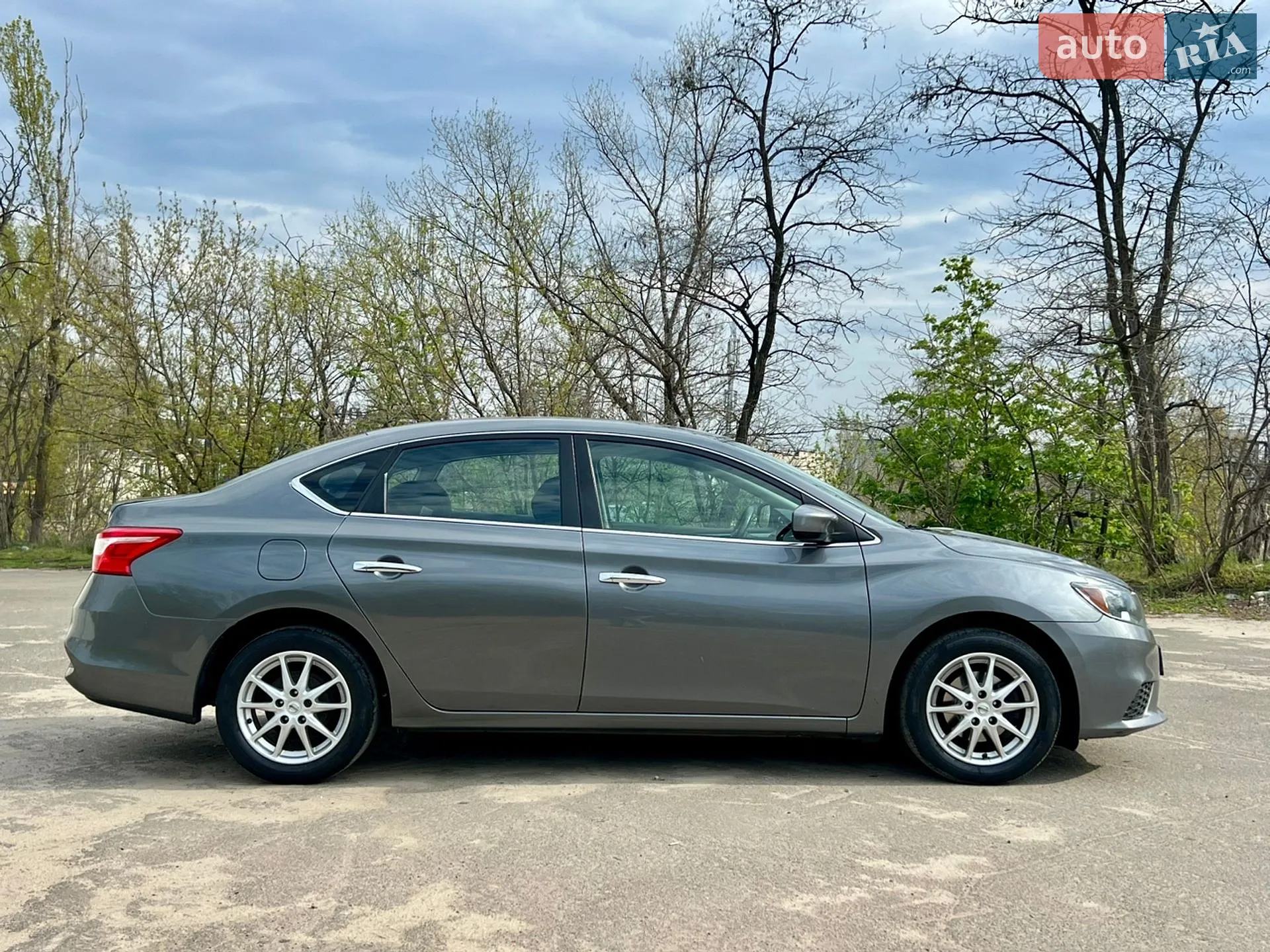 2018 Nissan Sentra - мініатюра 8