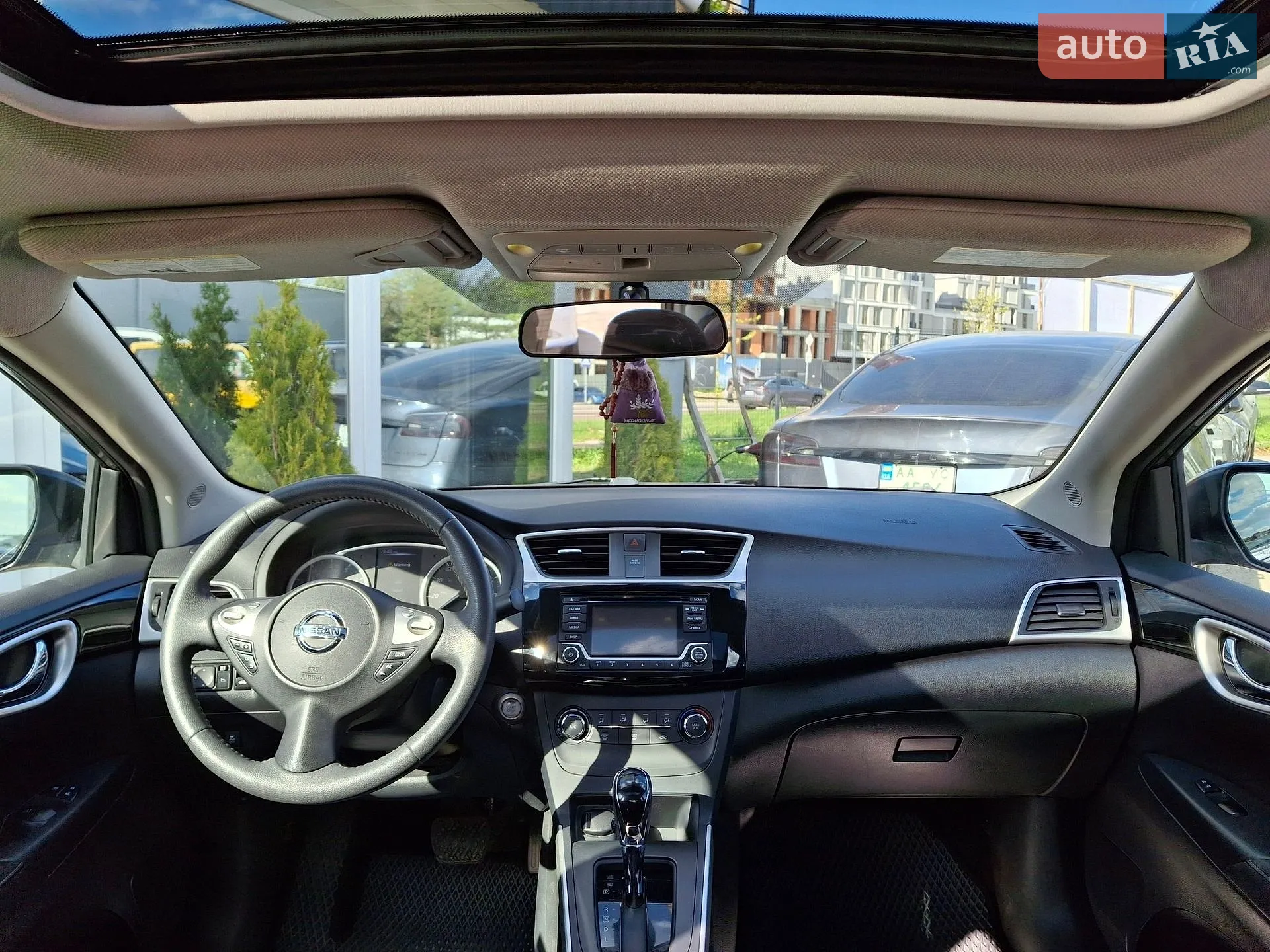 2017 Nissan Sentra - мініатюра 14