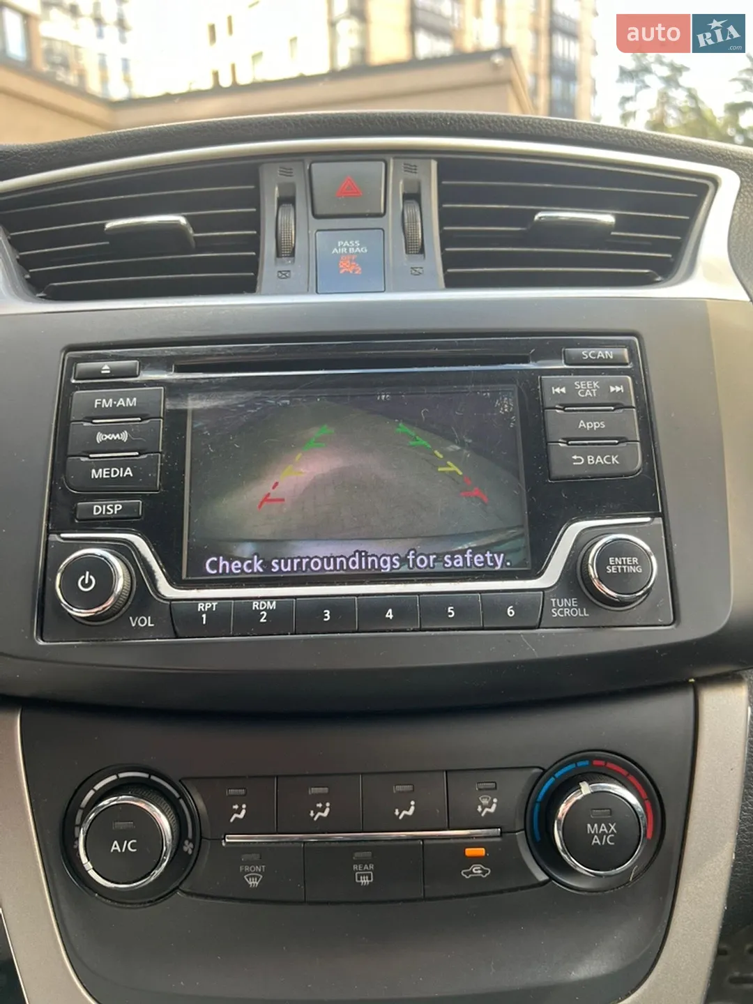 2015 Nissan Sentra - мініатюра 13