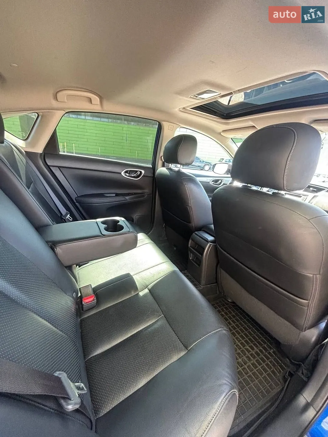 2015 Nissan Sentra - мініатюра 10