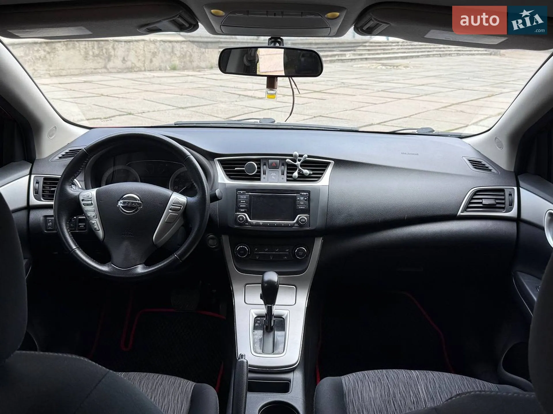 2015 Nissan Sentra - мініатюра 10