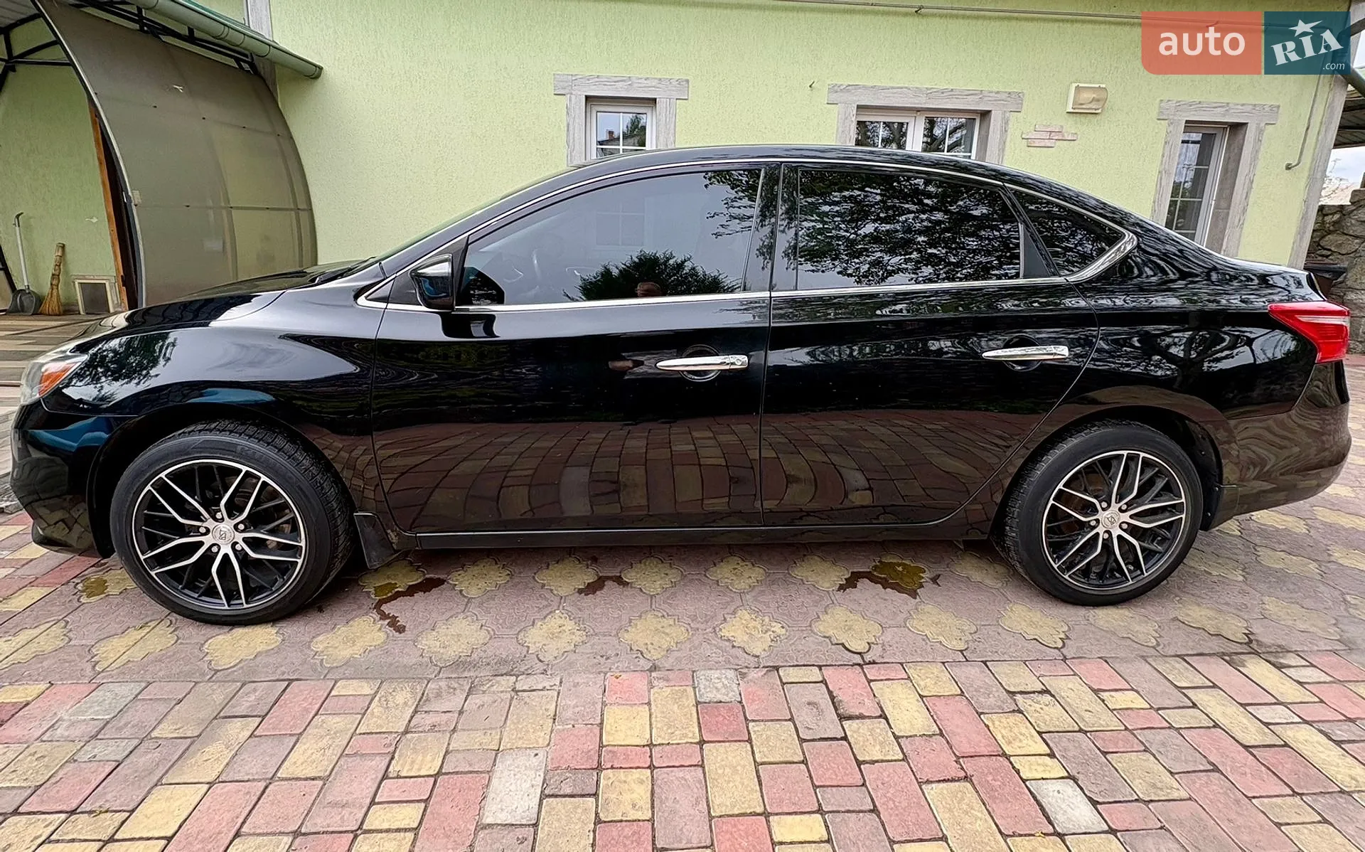 2017 Nissan Sentra - мініатюра 9
