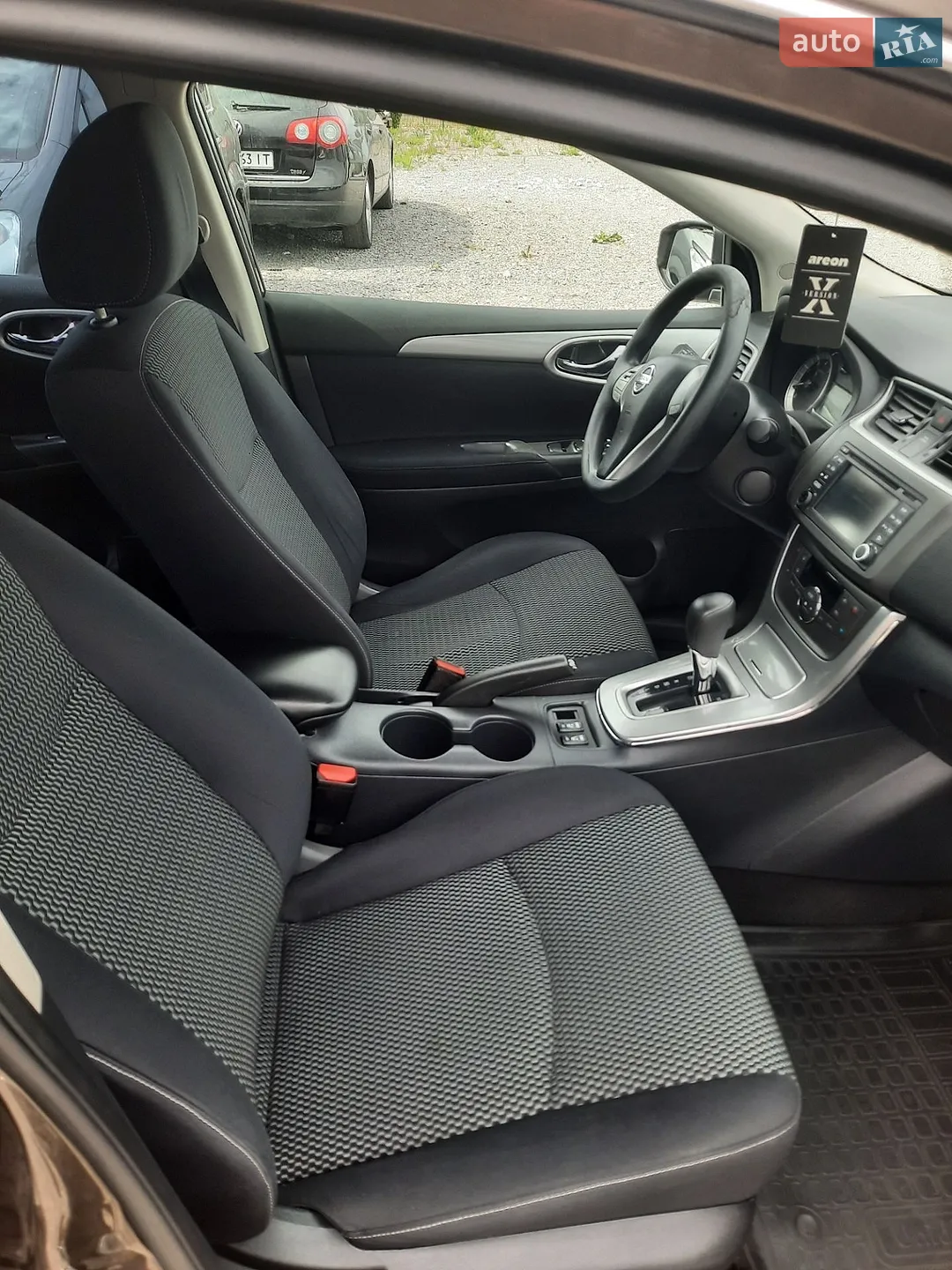 2015 Nissan Sentra - мініатюра 19