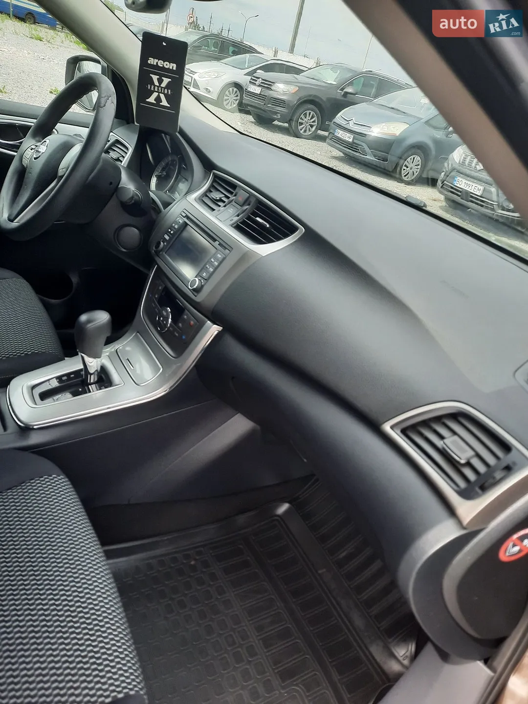 2015 Nissan Sentra - мініатюра 21