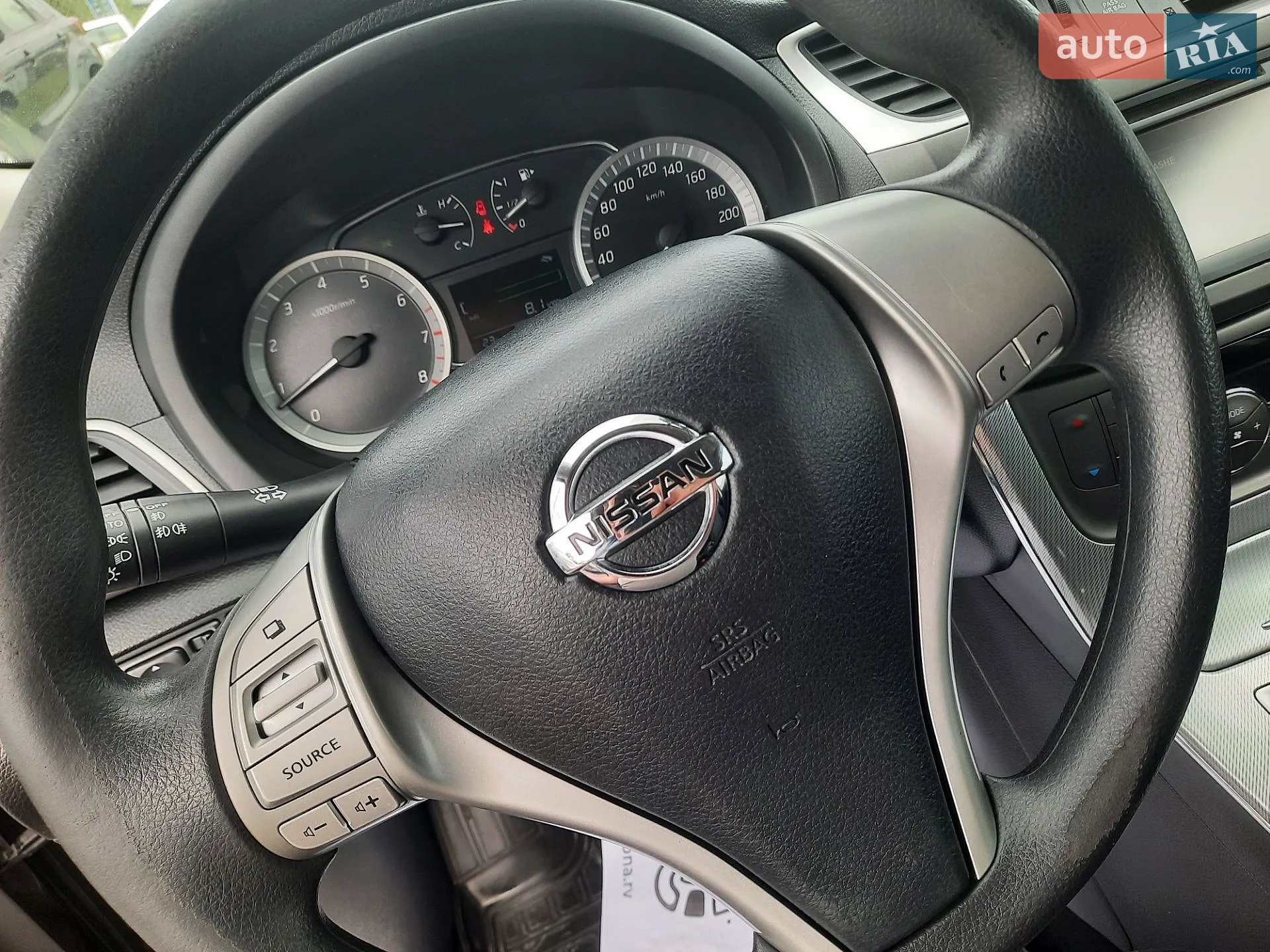 2015 Nissan Sentra - мініатюра 31