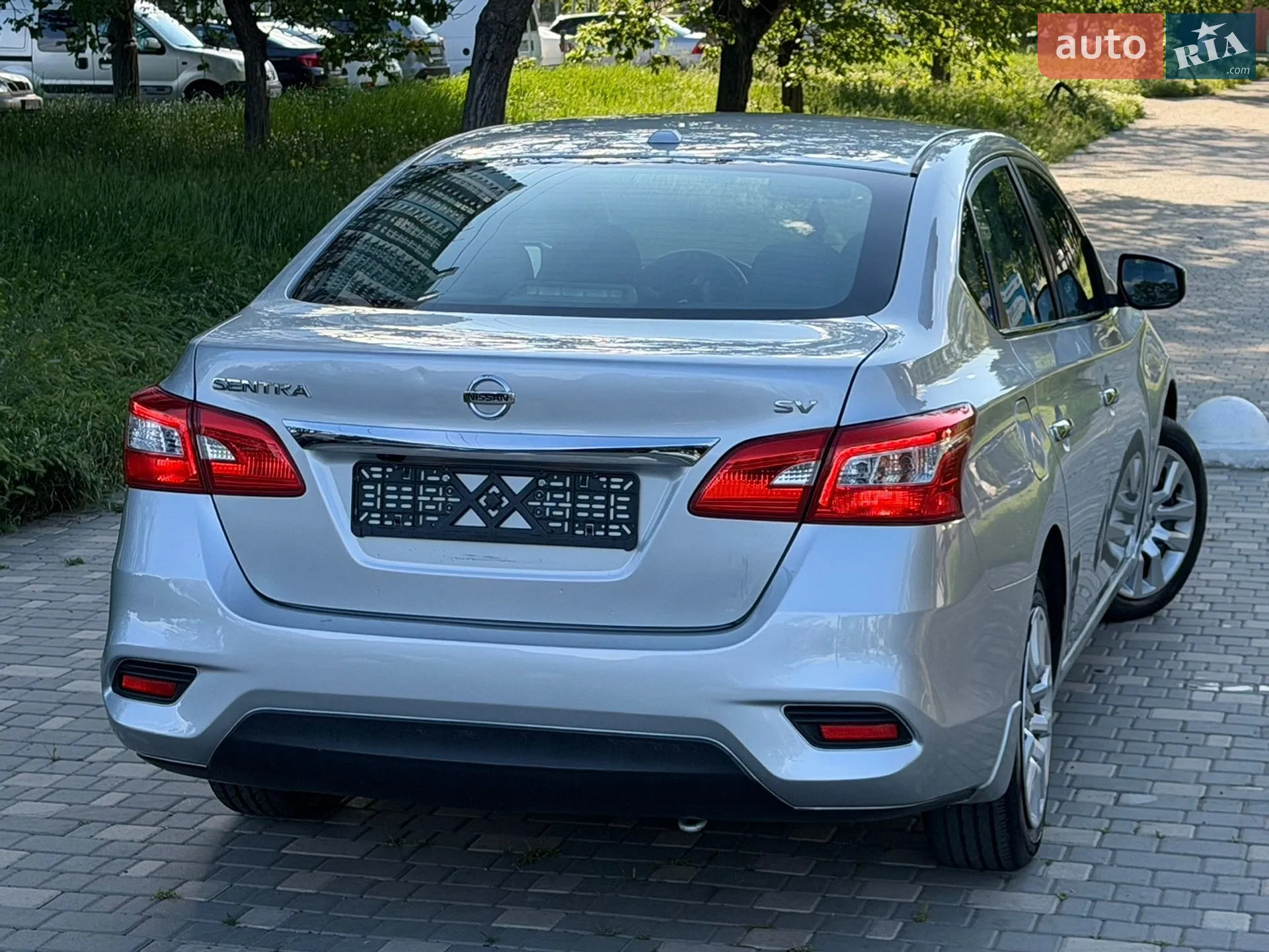 2017 Nissan Sentra - мініатюра 28