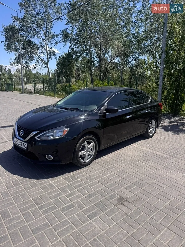 2017 Nissan Sentra - мініатюра 13