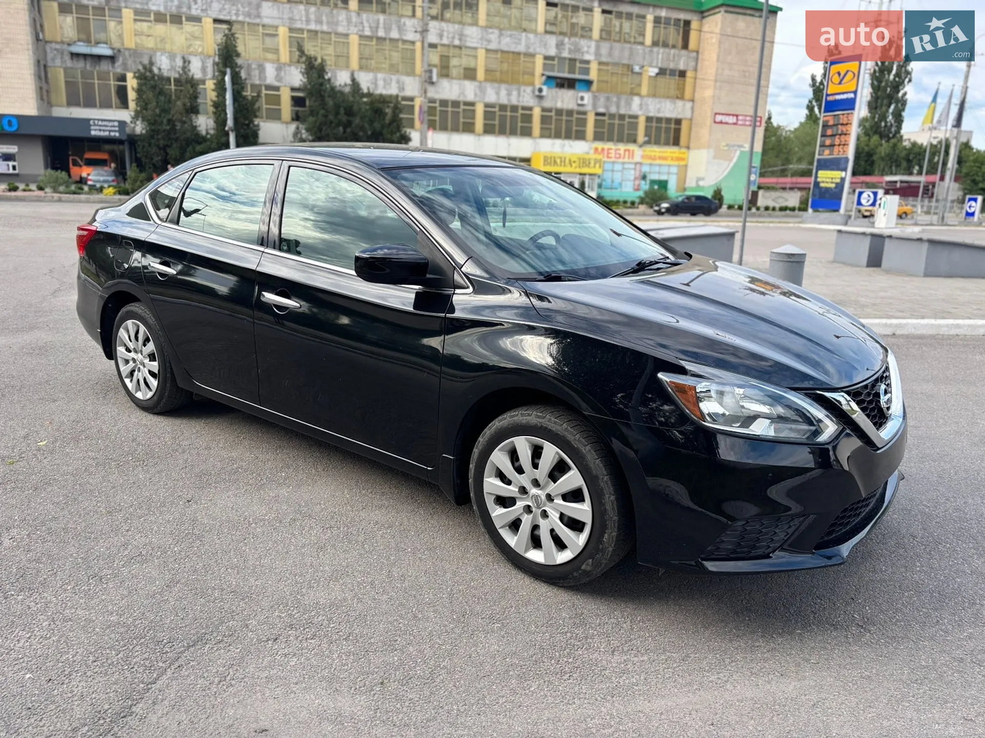 2017 Nissan Sentra - мініатюра 2