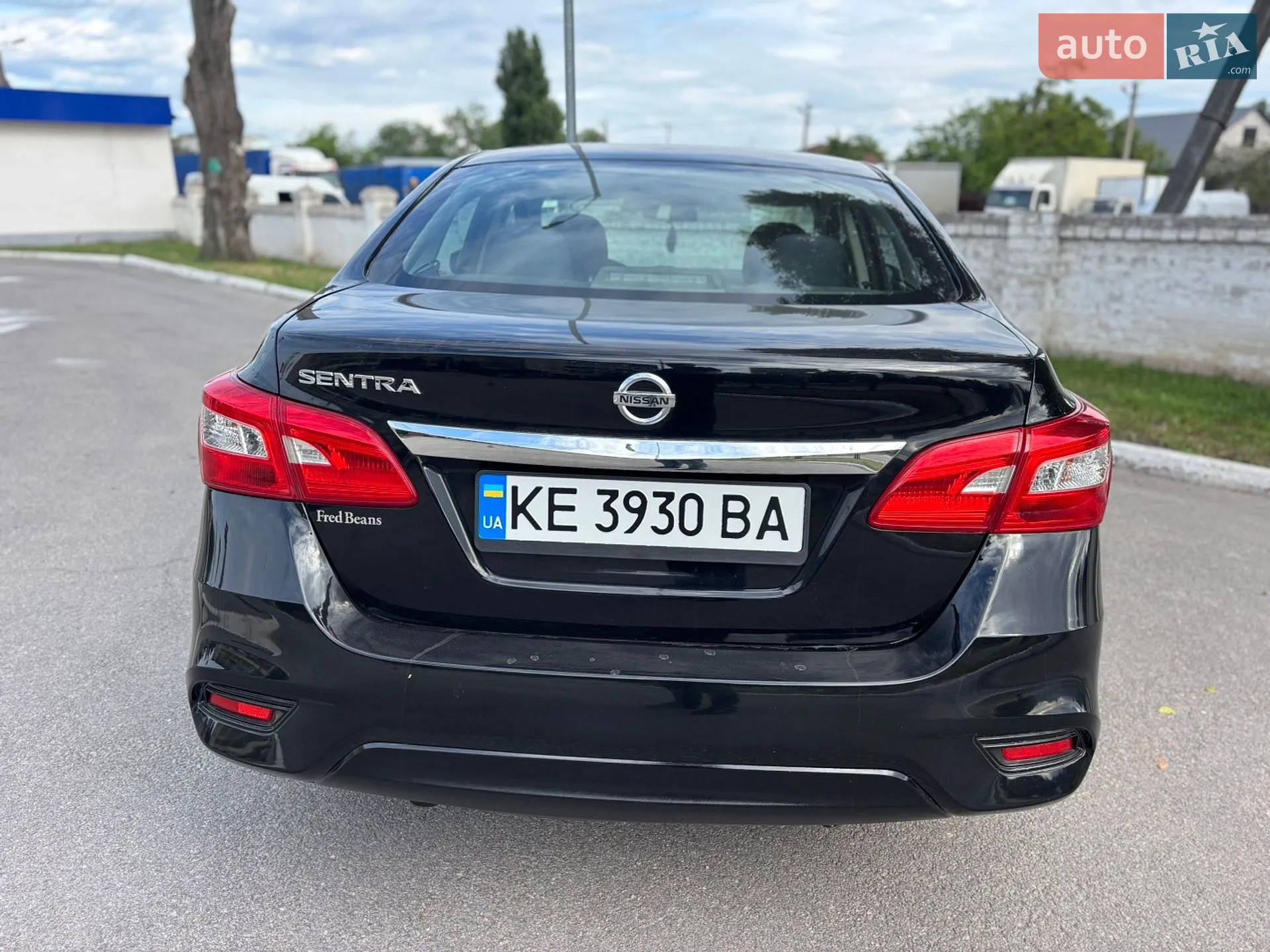 2017 Nissan Sentra - мініатюра 4