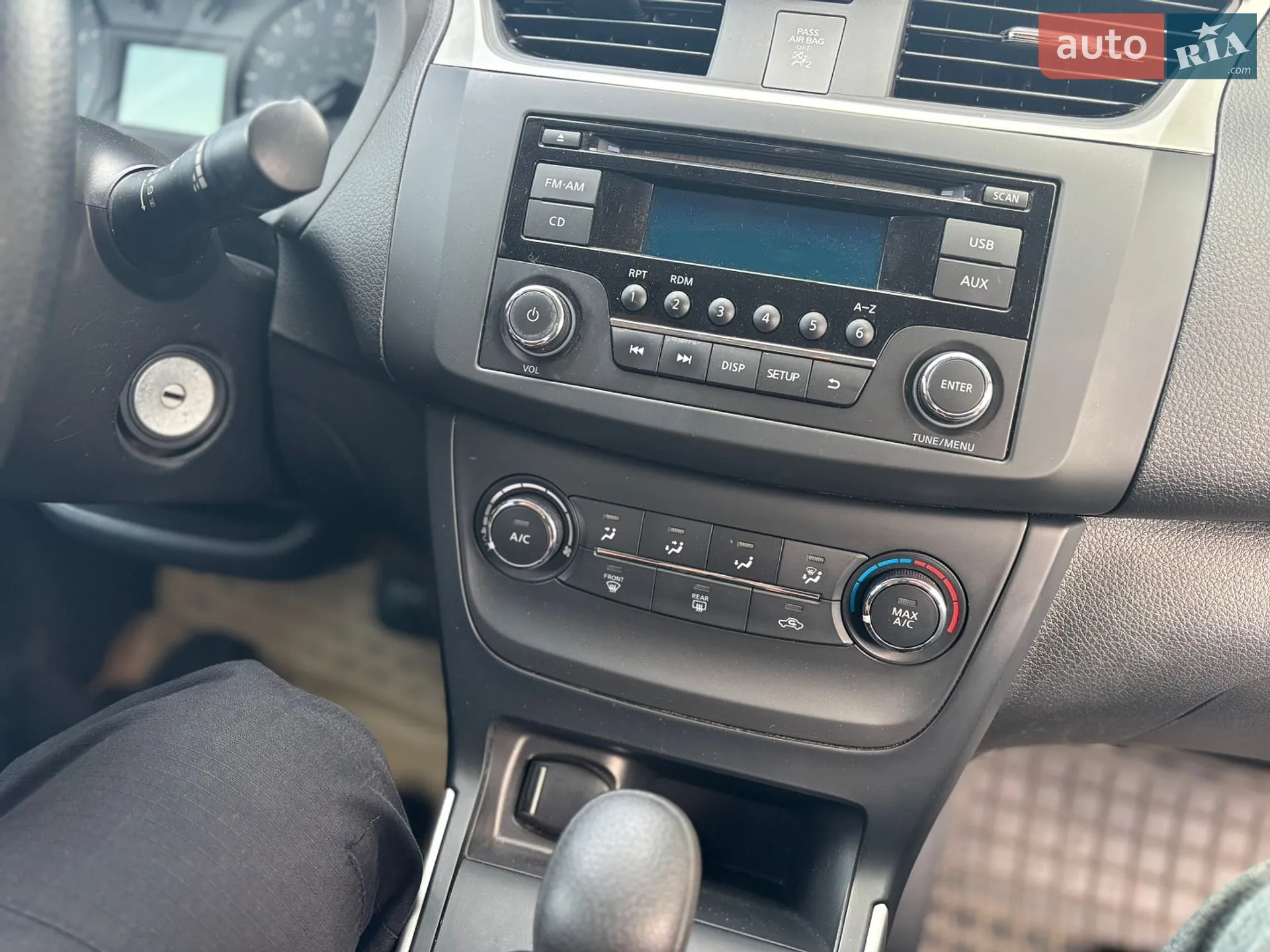 2017 Nissan Sentra - мініатюра 14