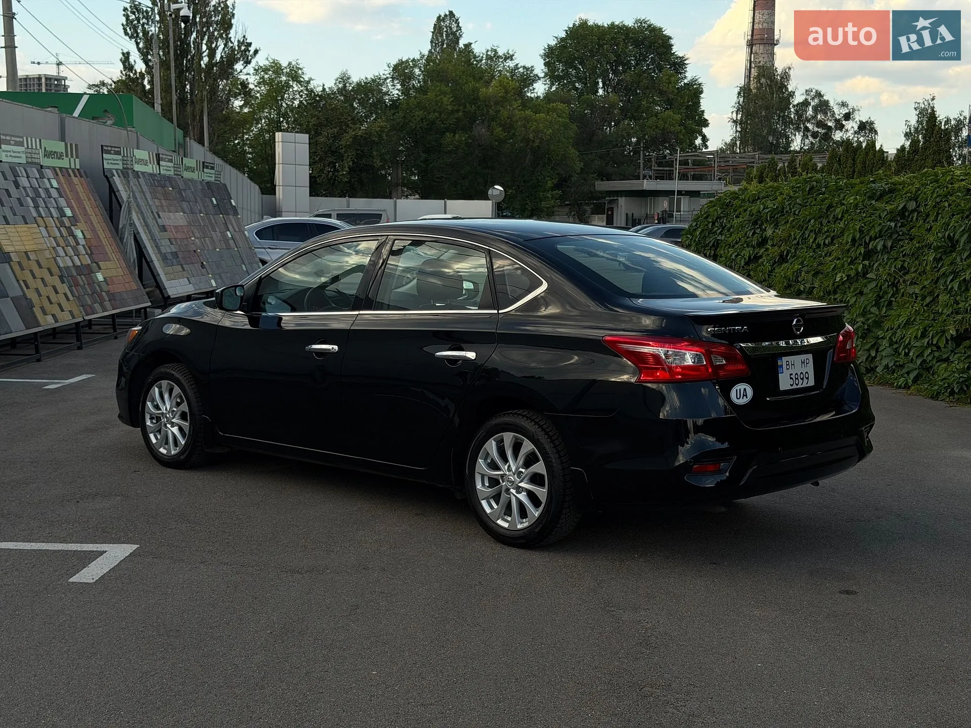 2017 Nissan Sentra - мініатюра 5