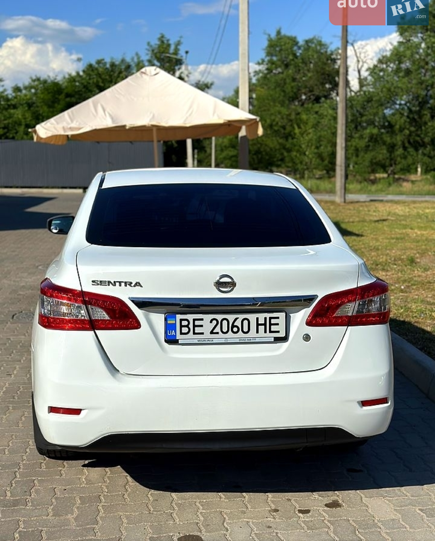 2015 Nissan Sentra - мініатюра 2
