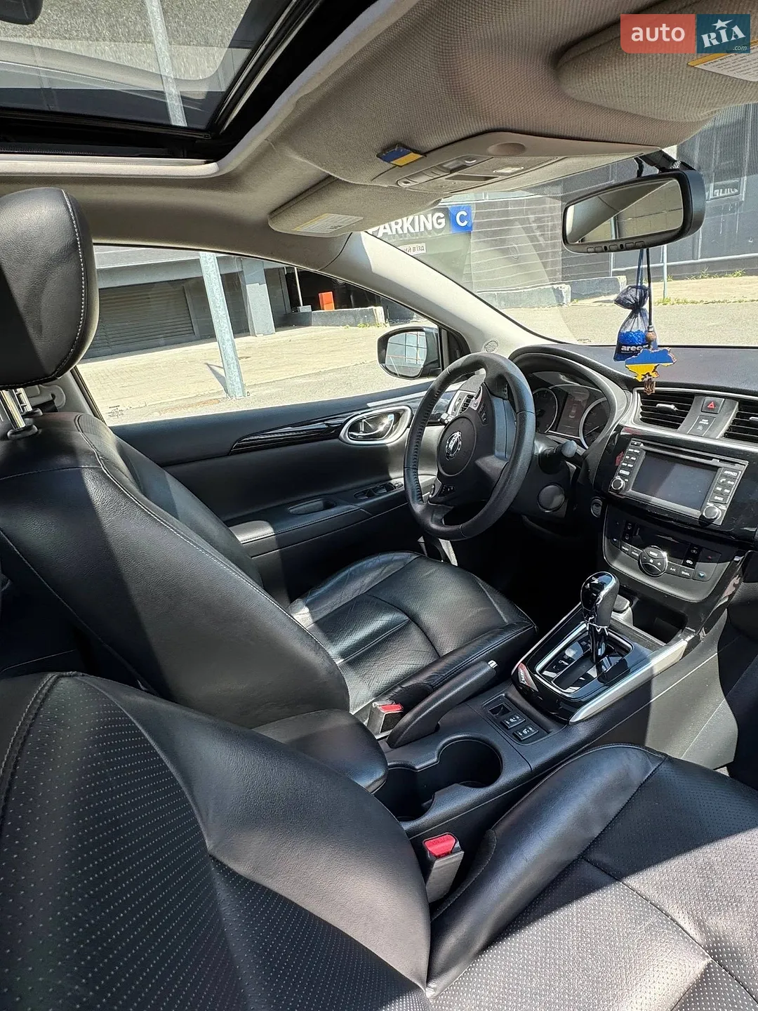 2017 Nissan Sentra - мініатюра 13