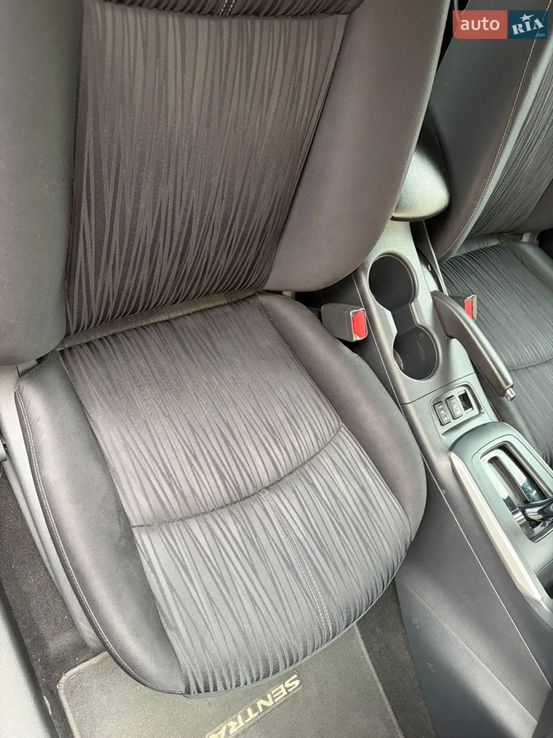 2016 Nissan Sentra - мініатюра 11
