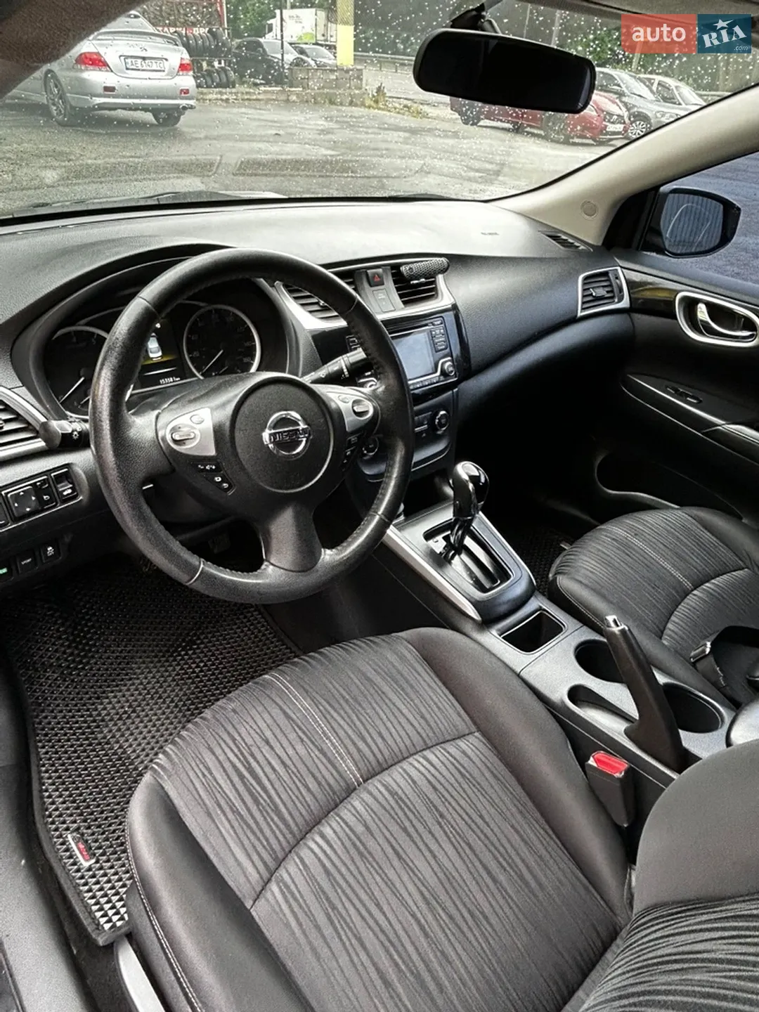 2017 Nissan Sentra - мініатюра 8