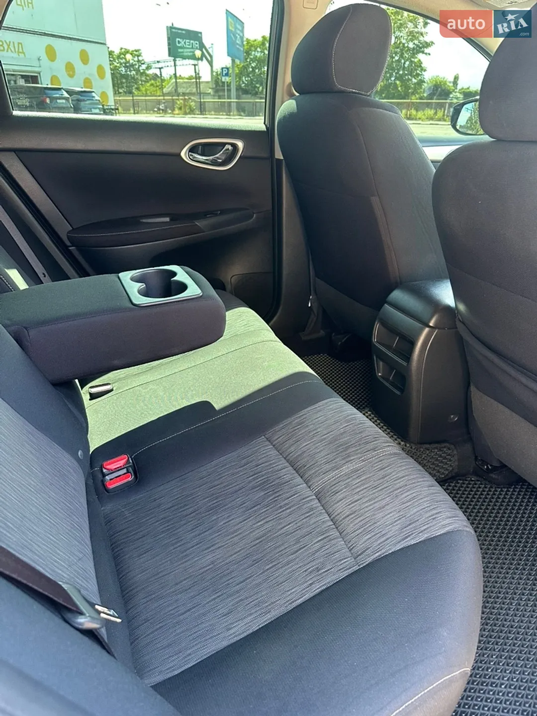 2013 Nissan Sentra - мініатюра 31