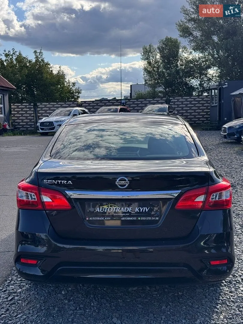 2017 Nissan Sentra - мініатюра 5