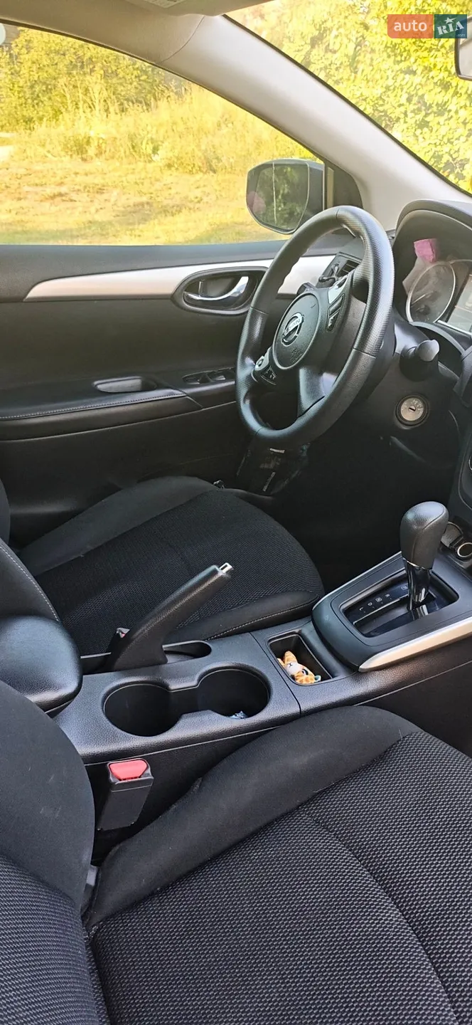 2019 Nissan Sentra - мініатюра 3