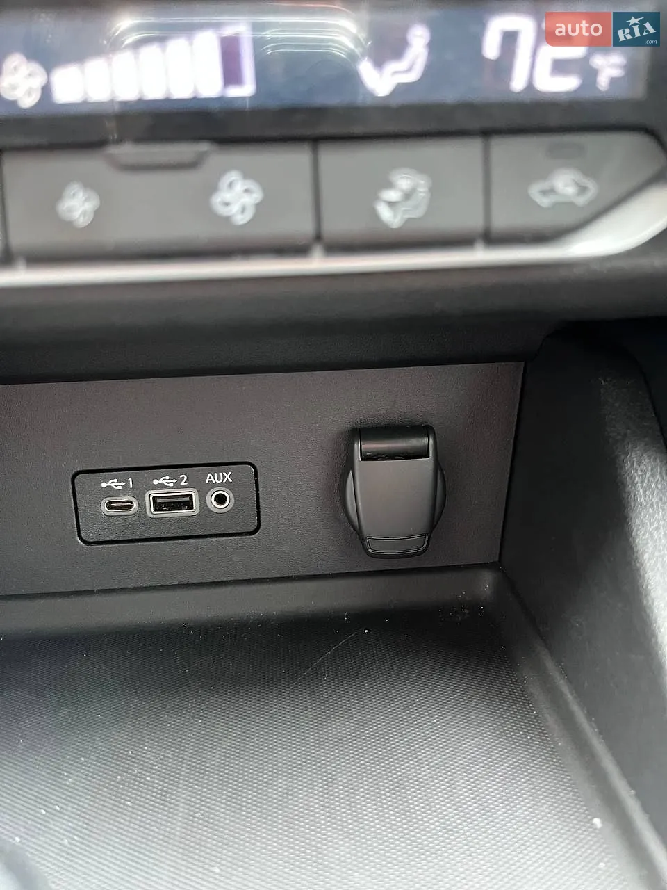 2020 Nissan Sentra - мініатюра 16