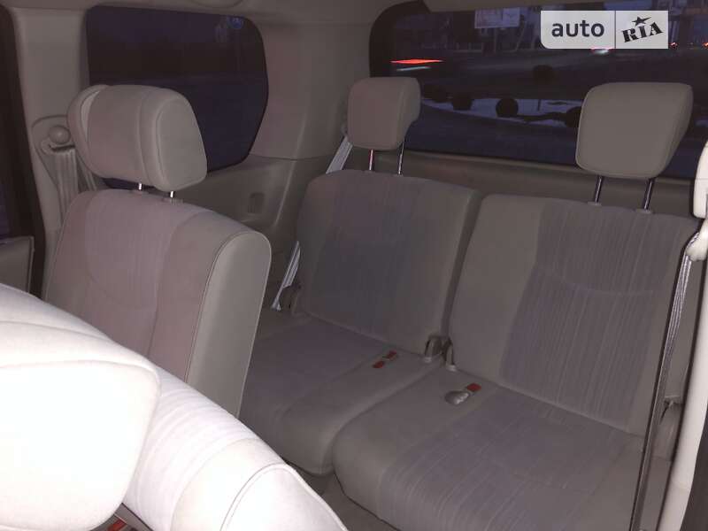 Минивэн Nissan Serena 2012 в Хусте