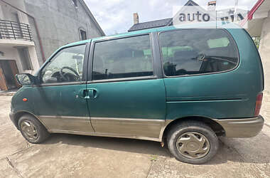 Мінівен Nissan Serena 2000 в Червонограді