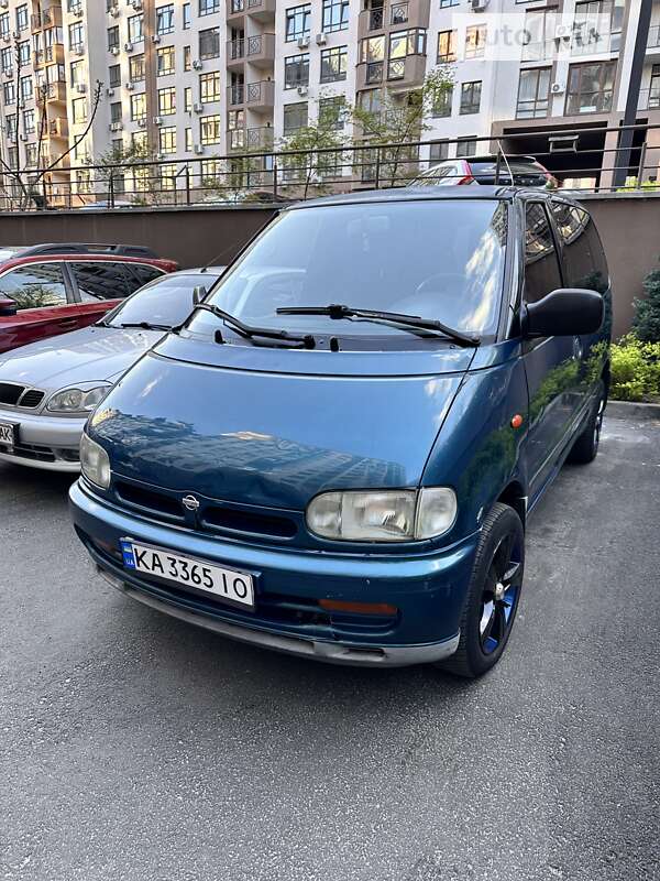 Nissan Serena 1994