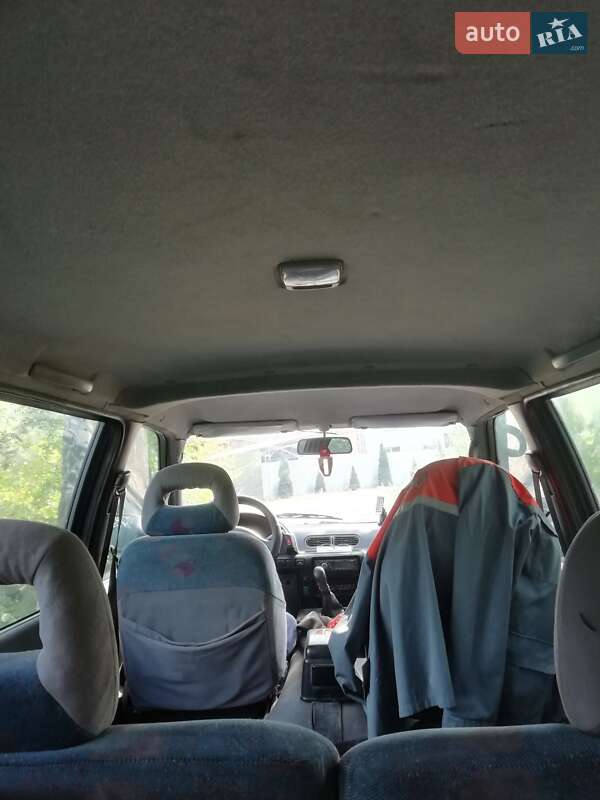 Минивэн Nissan Serena 1999 в Снятине