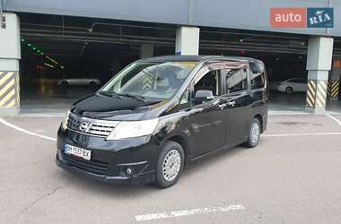 Минивэн Nissan Serena 2011 в Киеве