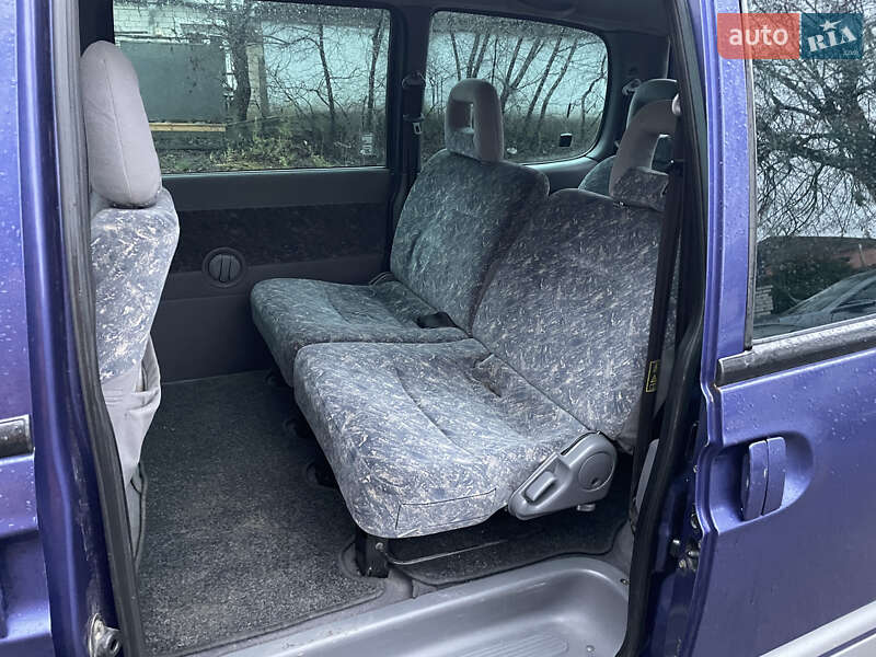 Минивэн Nissan Serena 1998 в Тульчине