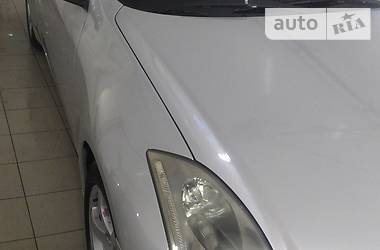 Купе Nissan Skyline 2003 в 