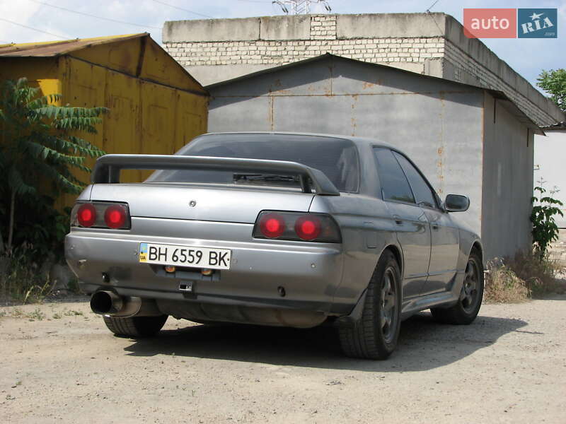Седан Nissan Skyline 1993 в Одесі