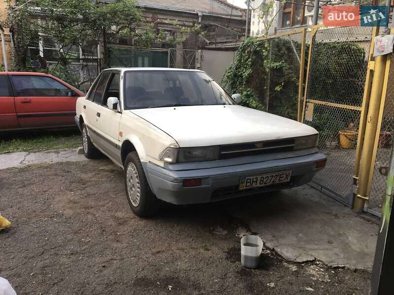 Седан Nissan Stanza 1988 в Одесі фото 7 Седан Nissan Stanza 1988 в Одесі