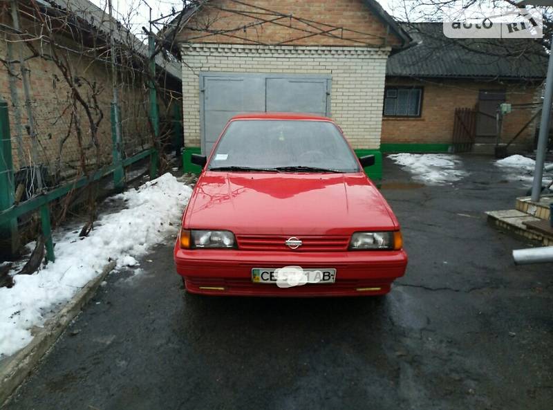 Купе Nissan Sunny 1988 в Чечельнике