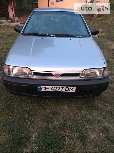 Хэтчбек Nissan Sunny 1994 в Черновцах