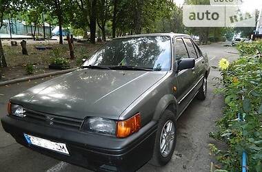 Седан Nissan Sunny 1989 в 