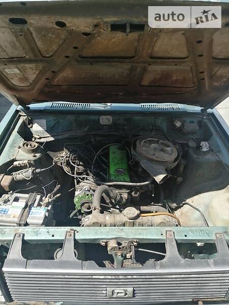 Седан Nissan Sunny 1980 в Киеве