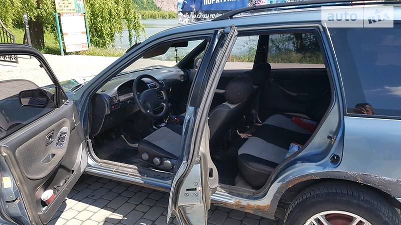 Універсал Nissan Sunny 1994 в Надвірній