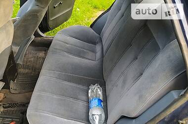 Седан Nissan Sunny 1992 в 