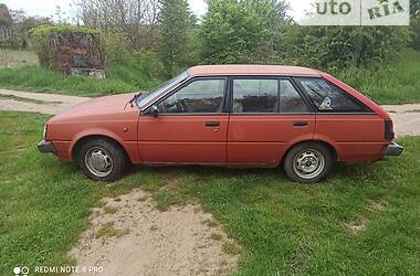 Универсал Nissan Sunny 1988 в Ладыжине