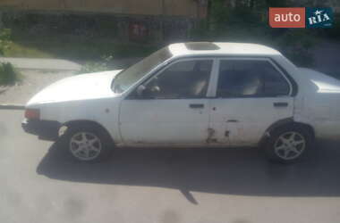 Седан Nissan Sunny 1989 в Полтаве