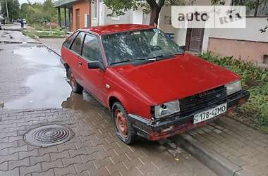 Хэтчбек Nissan Sunny 1986 в Черновцах