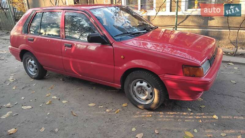 Хетчбек Nissan Sunny 1988 в Одесі