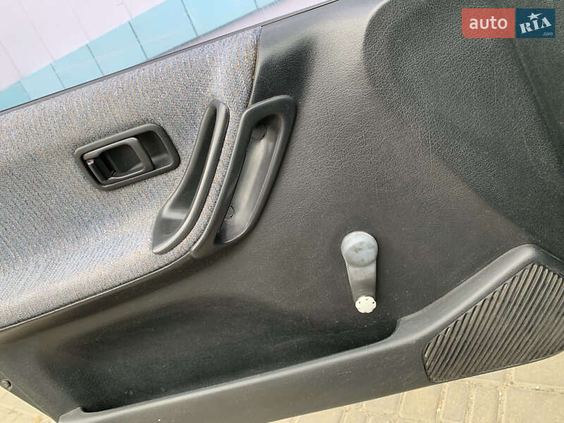 Седан Nissan Sunny 1991 в Одессе