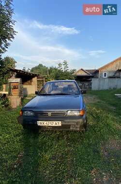 Седан Nissan Sunny 1985 в Хмельницком