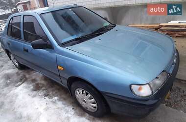 Седан Nissan Sunny 1994 в Бердичеве