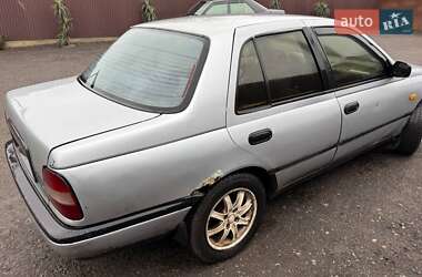 Седан Nissan Sunny 1990 в Великодолинському