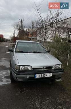 Седан Nissan Sunny 1991 в Полтаві