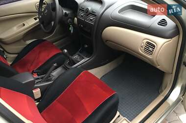 Седан Nissan Sunny 2008 в 