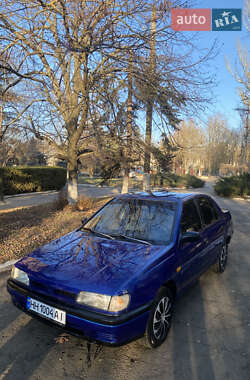 Седан Nissan Sunny 1993 в 
