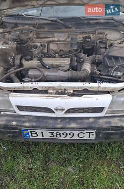 Седан Nissan Sunny 1995 в 